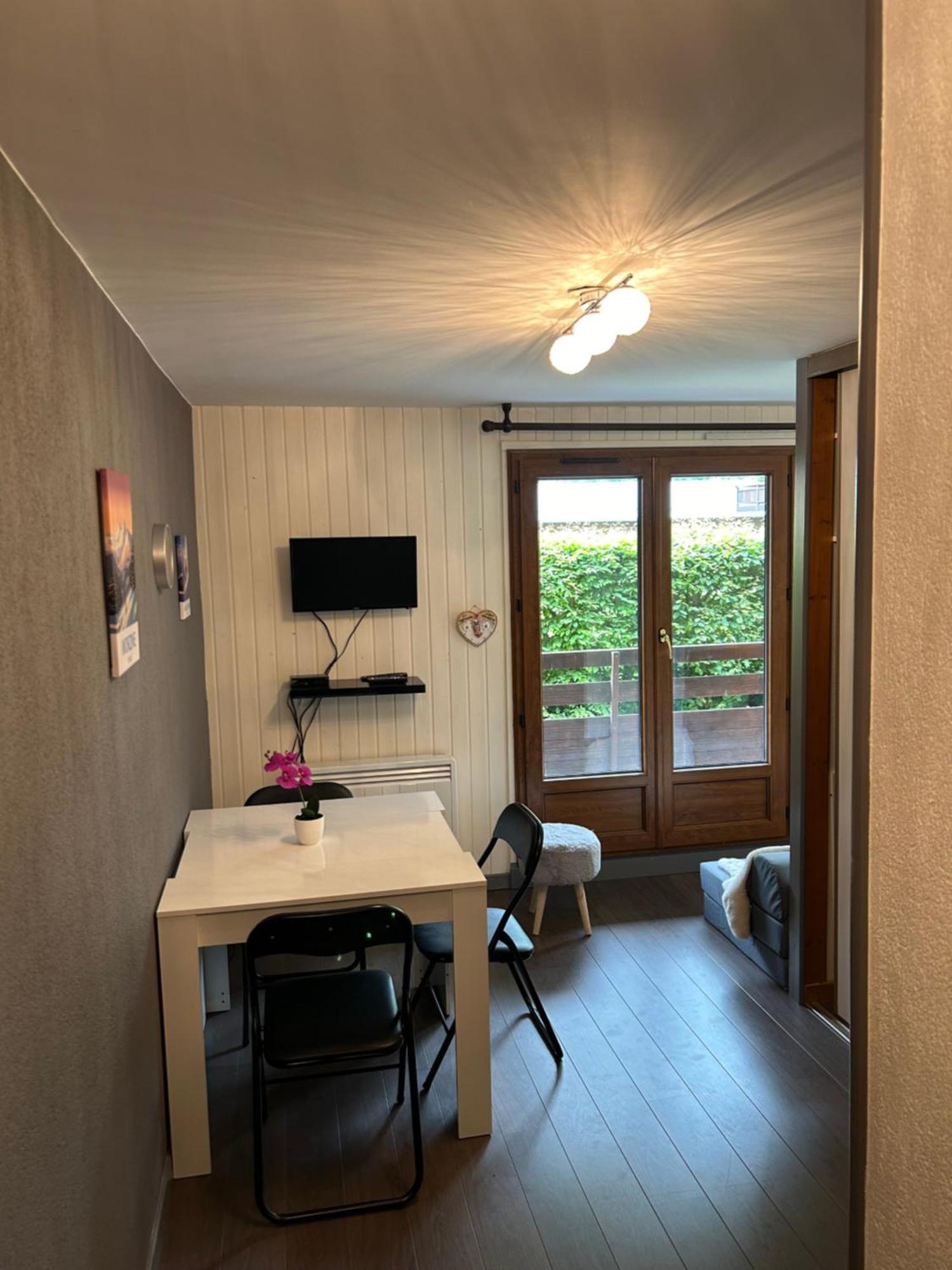 Appartement Confortable Abondance Centre-Ville Luaran gambar
