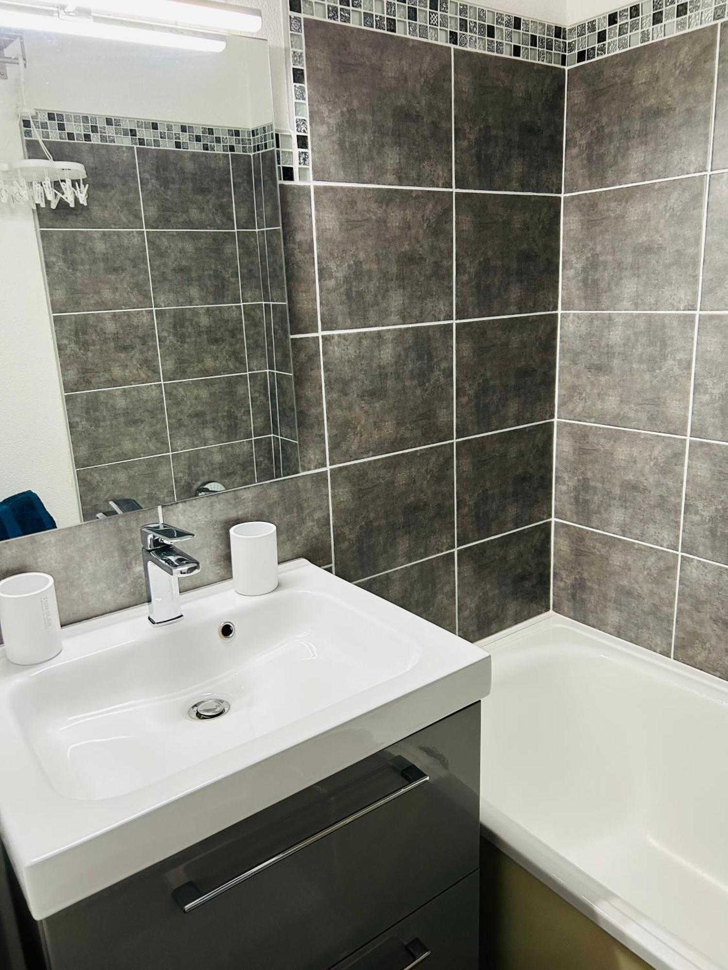 Appartement Confortable Abondance Centre-Ville Luaran gambar